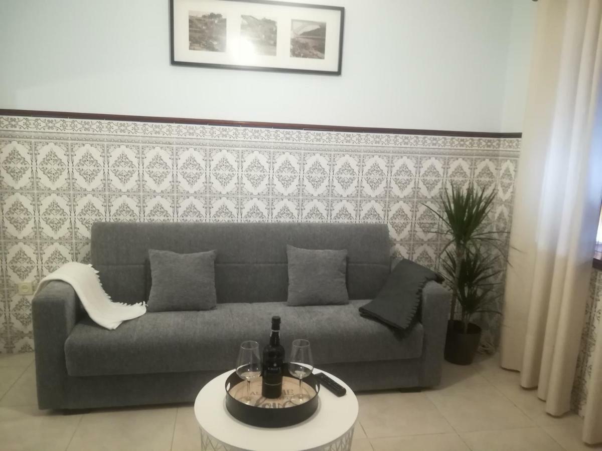 Starfish House Villa บีลาโนวาเดกายา ภายนอก รูปภาพ